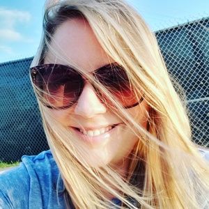 Meet your Posher, Christie